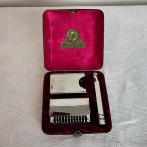 Vintage Ever-Ready Safety Razor Set in Velvet Case